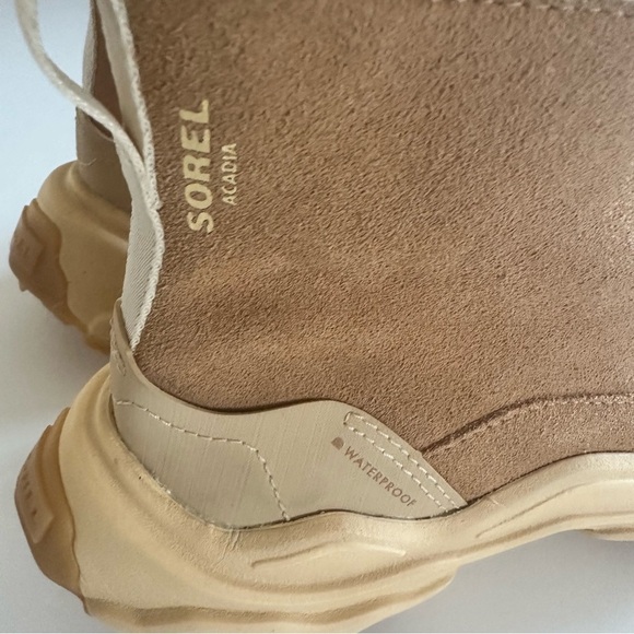 NWT SOREL Woman Waterproof Slip On Boot Size: 9 - Picture 6 of 6